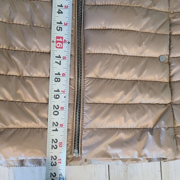 MNG Packable Puffer Vest NWOT Warm Cozy Tan XS Women - Picture 6 of 8